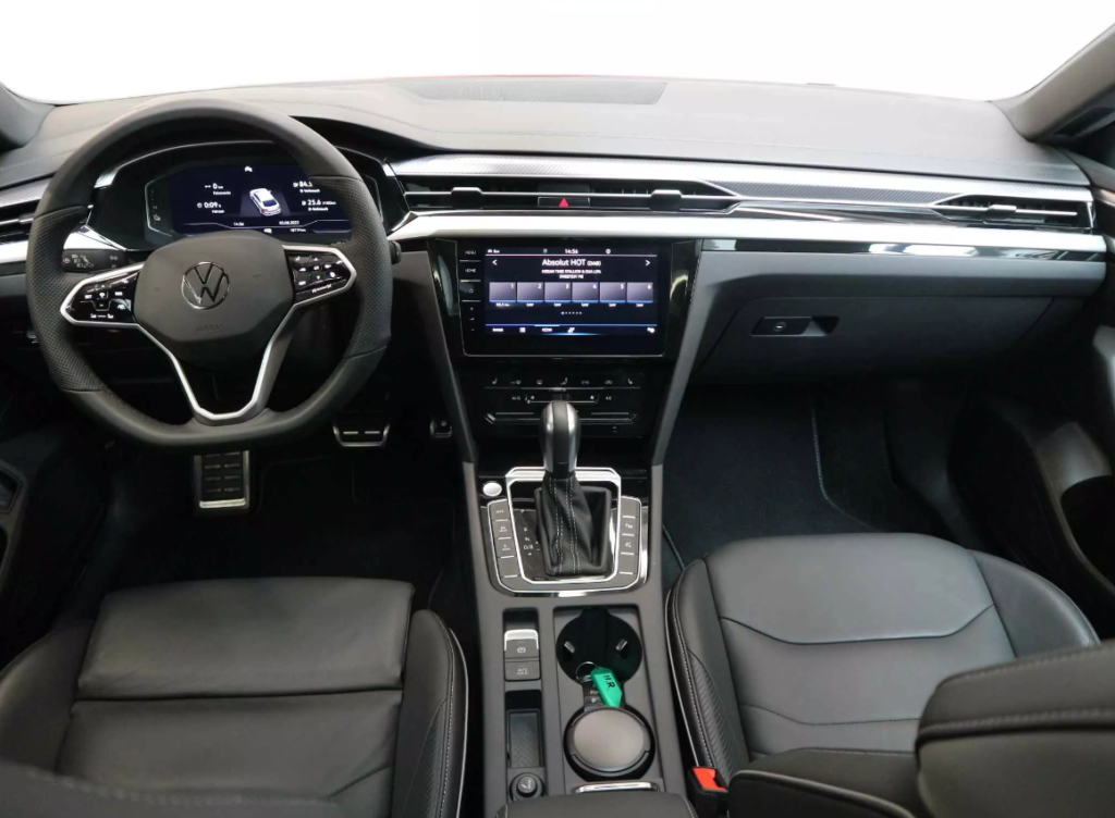 Arteon Int poste de conduite